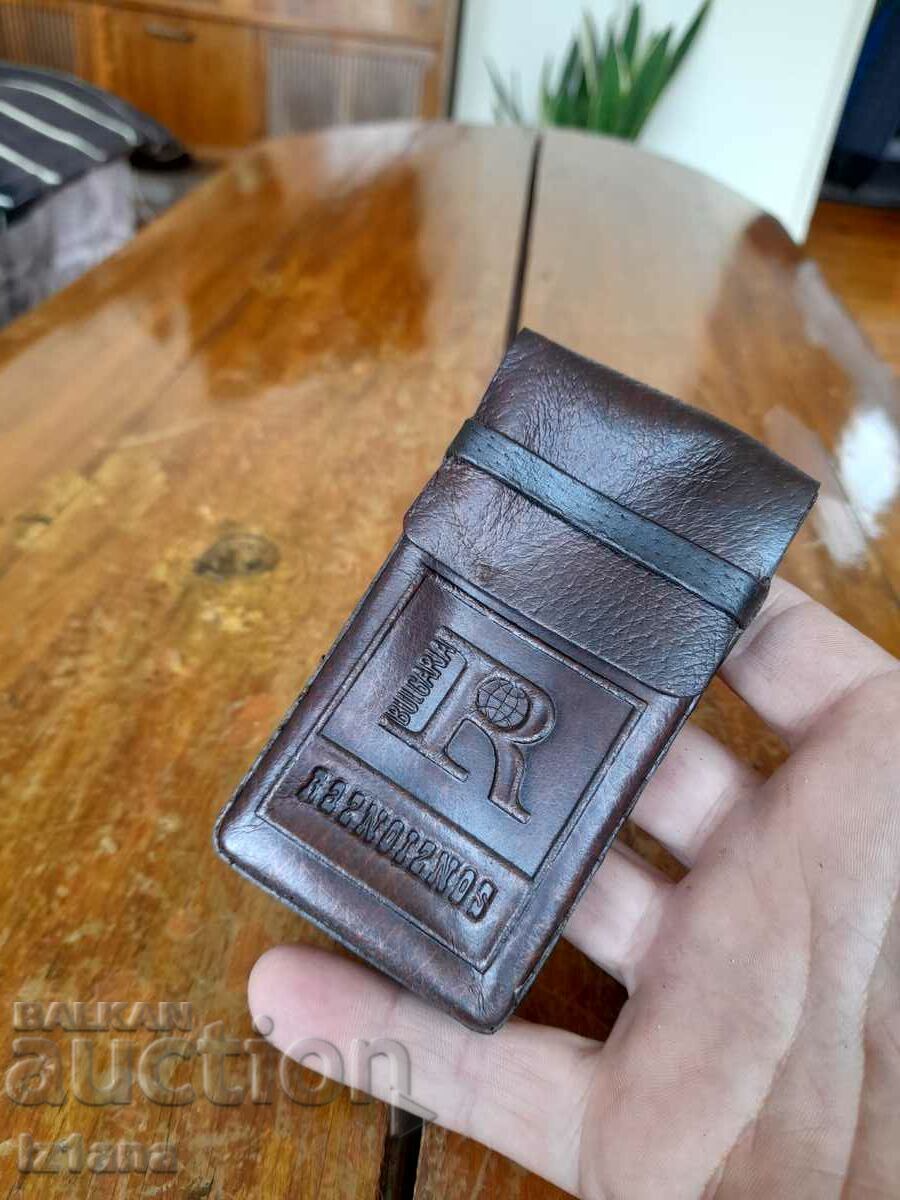 Old snuff box, cigarette box Miscellaneous with price 20.00 BGN | € 10.23 Old snuff box, cigarette box Miscellaneous with price 20.00 BGN | € 10.23