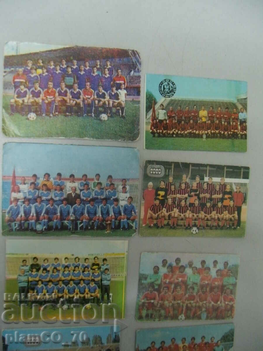 No.*7068 lot 21 old calendars - football teams - 5 No.*7068 lot 21 old calendars - football teams - 5