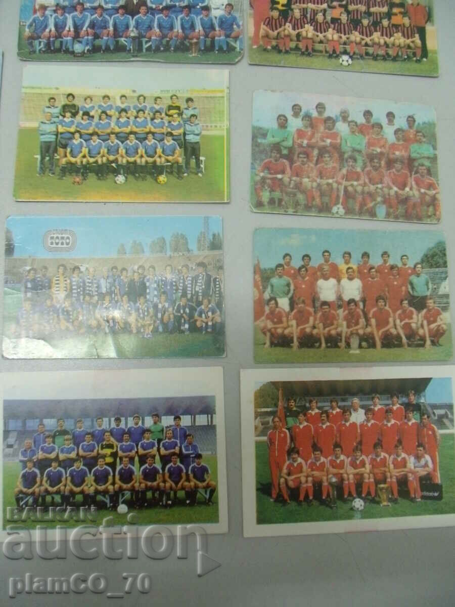 No.*7068 lot 21 old calendars - football teams - 6 No.*7068 lot 21 old calendars - football teams - 6