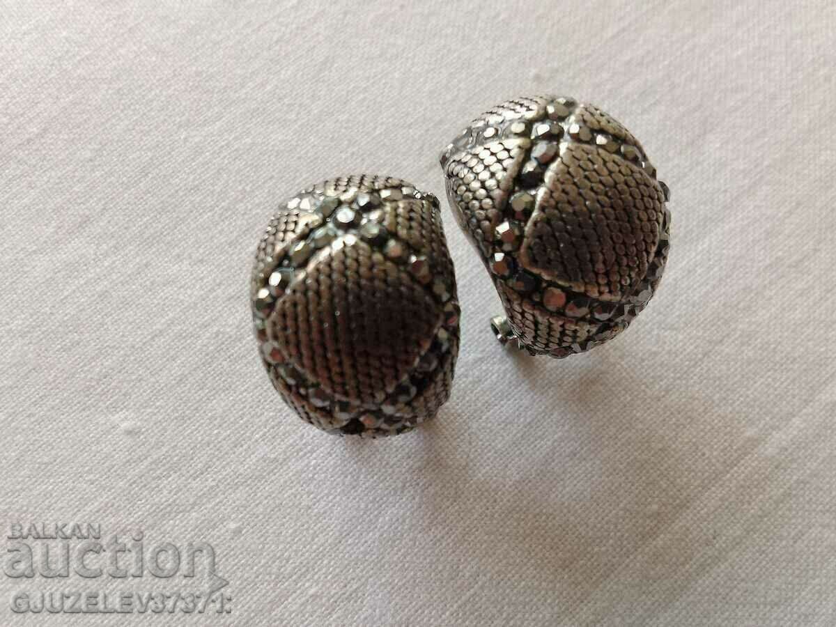 Доставка на Обици със маркизети Доставка на Обици със маркизети