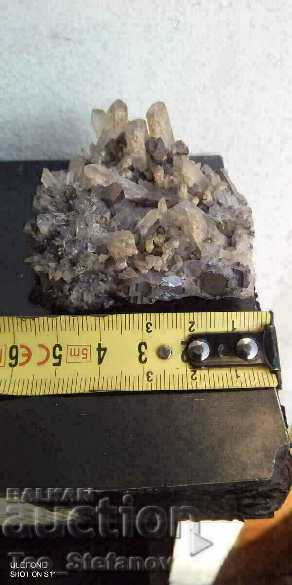 Druse quartz chalcopyrite galena