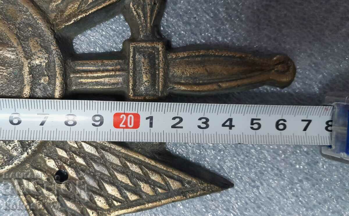 Delivery of Cross "For Courage"