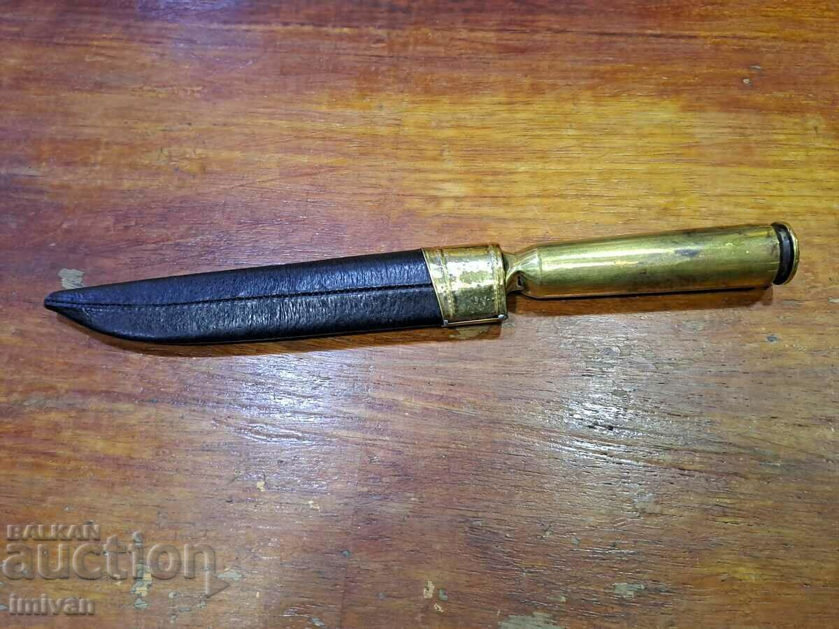 Hunting knife with price 150.00 BGN | € 76.69