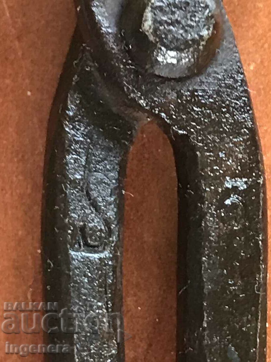 Auction PLIERS SPECIALIZED TOOL Auction PLIERS SPECIALIZED TOOL