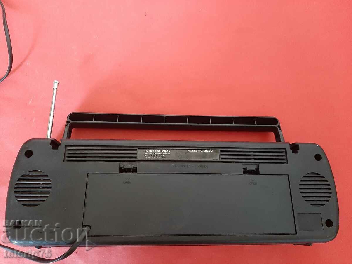 Delivery of Old Radio INTERNATIONAL Super Sound-FM/AM Delivery of Old Radio INTERNATIONAL Super Sound-FM/AM