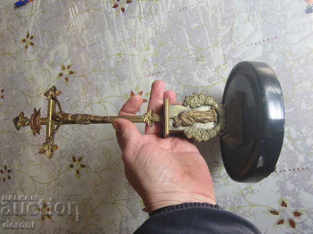 Table bronze cross with 19th century crucifixion - 6