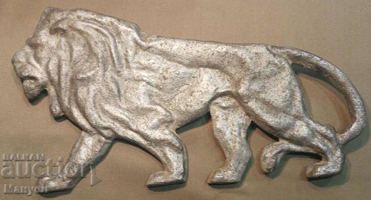 Plastic, panel, emblem of Bulgarian lion.