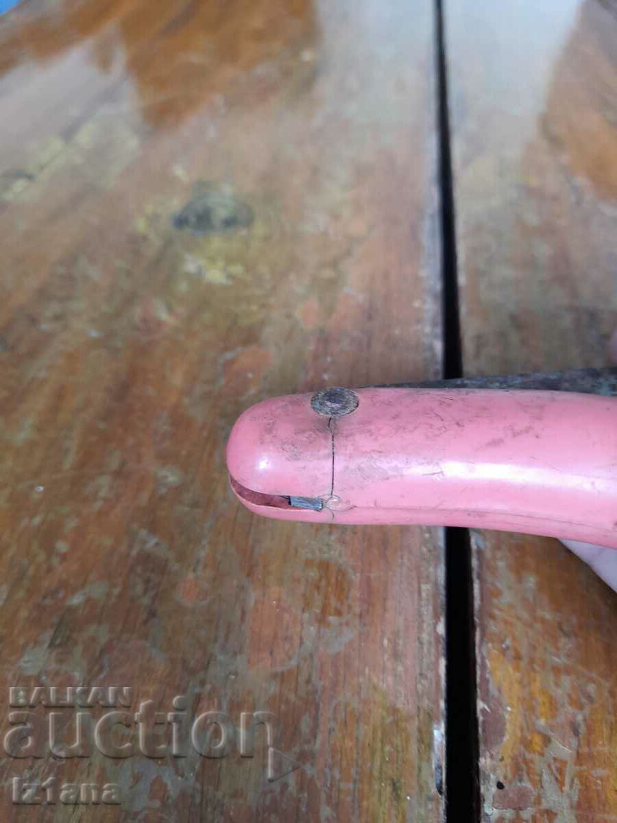 Livrarea Struguri vechi, cutit de fructe, cuțit