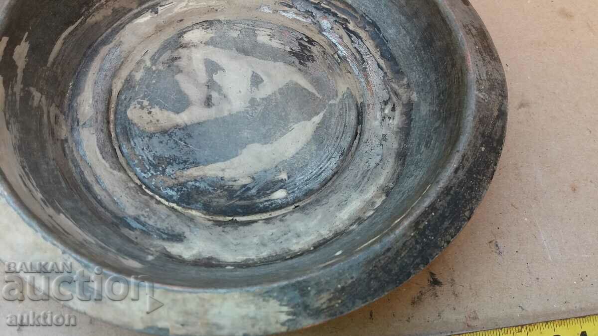 WROUGHT RENAISSANCE COPPER PLATE, BOWL, TRAY - 5 WROUGHT RENAISSANCE COPPER PLATE, BOWL, TRAY - 5