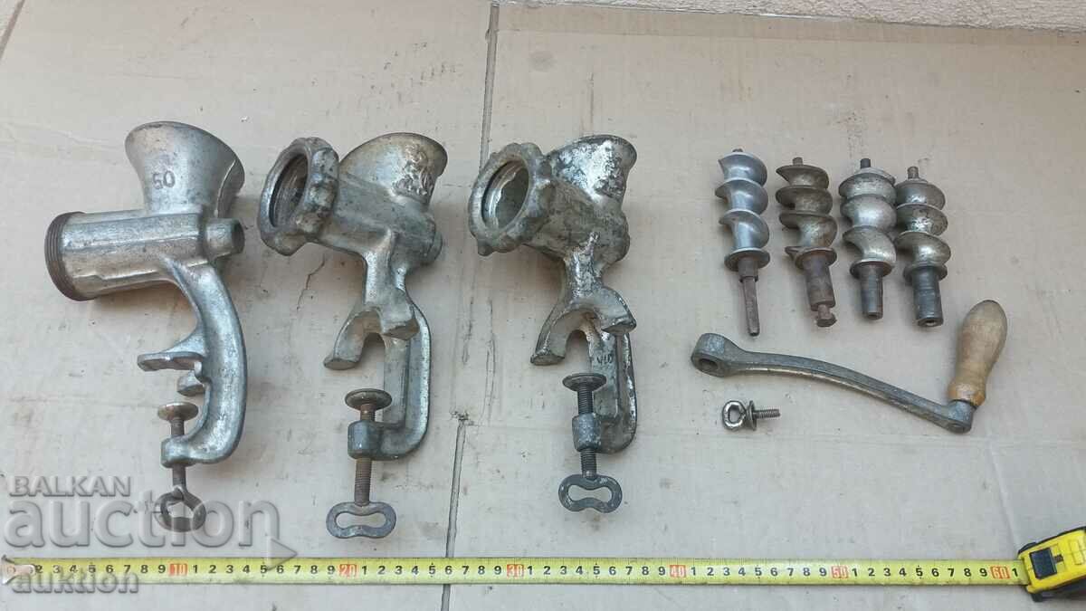 ΣΕΤ 3 ΧΕΙΡΟΚΙΝΗΤΕΣ ΚΡΕΤΟΜΙΛΕΣ με τιμή 18.99 BGN | € 9.71 ΣΕΤ 3 ΧΕΙΡΟΚΙΝΗΤΕΣ ΚΡΕΤΟΜΙΛΕΣ με τιμή 18.99 BGN | € 9.71