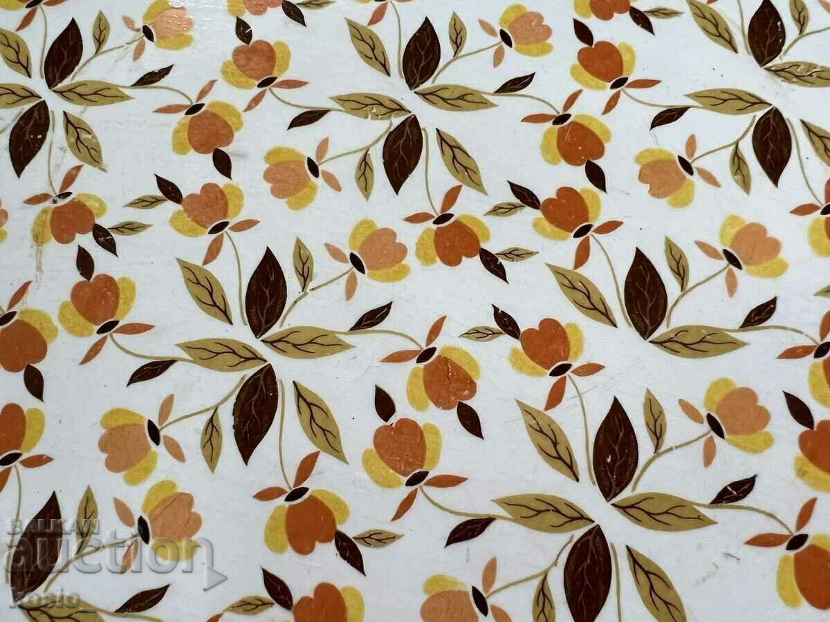 Licitație Plită veche din porțelan Licitație Plită veche din porțelan