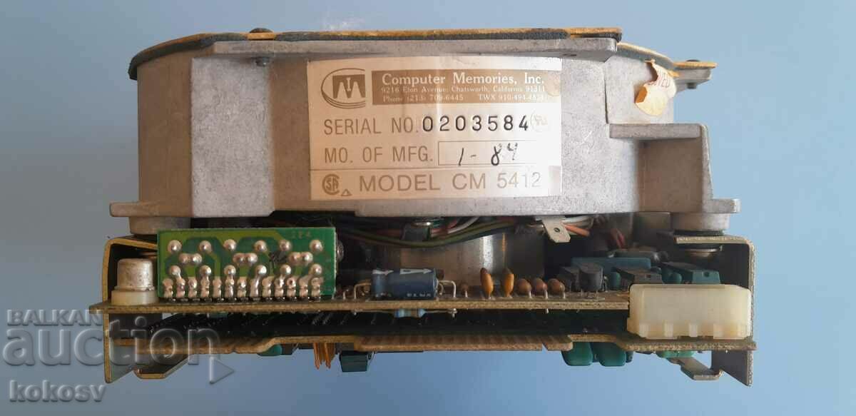 Licitație Hard disk retro HDD Computer Memories CM 5412 Licitație Hard disk retro HDD Computer Memories CM 5412