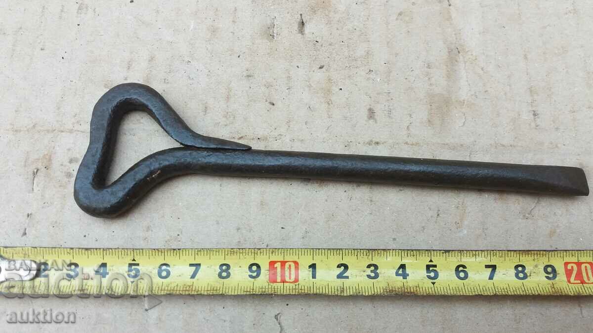 Delivery of WROUGHT ANIL, TOOL