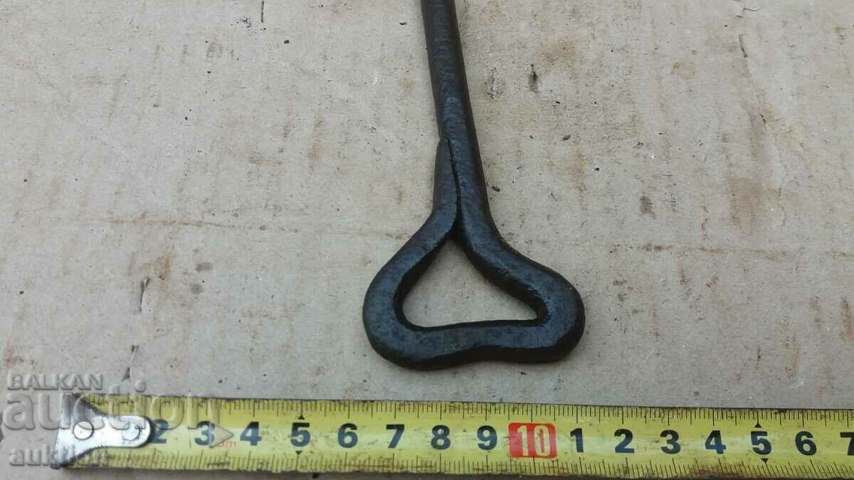 WROUGHT ANIL, TOOL - 5