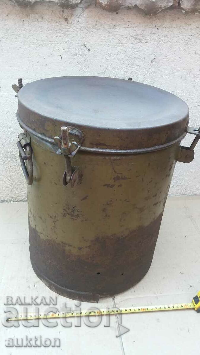 Auction OLD MILITARY FOOD BOX Auction OLD MILITARY FOOD BOX