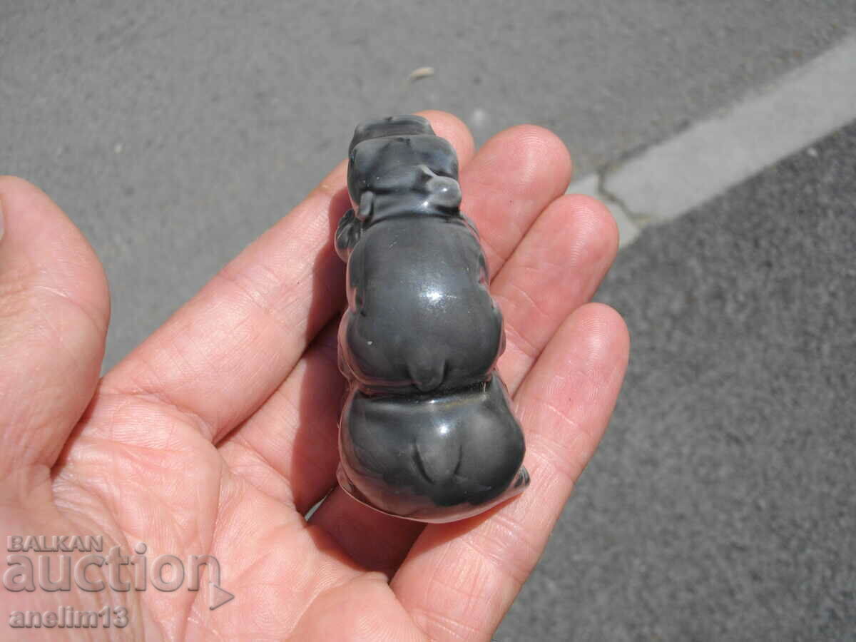 Livrarea HIPOPOTAMIS VECHI DE PORCELAN Livrarea HIPOPOTAMIS VECHI DE PORCELAN