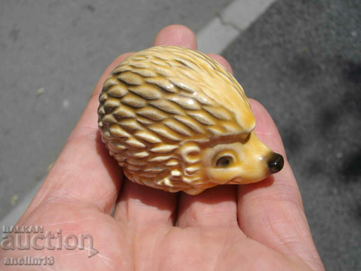 Auction  OLD PORCELAIN HEDGEHOG GOEBEL W. GERMANY