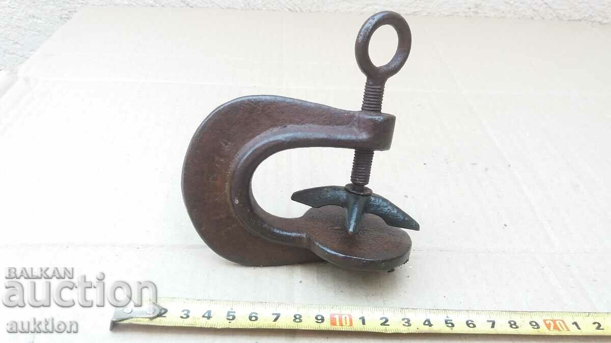 ΠΑΛΙΑ ΣΤΡΙΠ, ΠΡΕΣ ΒΟΥΛΚΑΝΙΣΤΕΡ με τιμή 3.99 BGN | € 2.04 ΠΑΛΙΑ ΣΤΡΙΠ, ΠΡΕΣ ΒΟΥΛΚΑΝΙΣΤΕΡ με τιμή 3.99 BGN | € 2.04