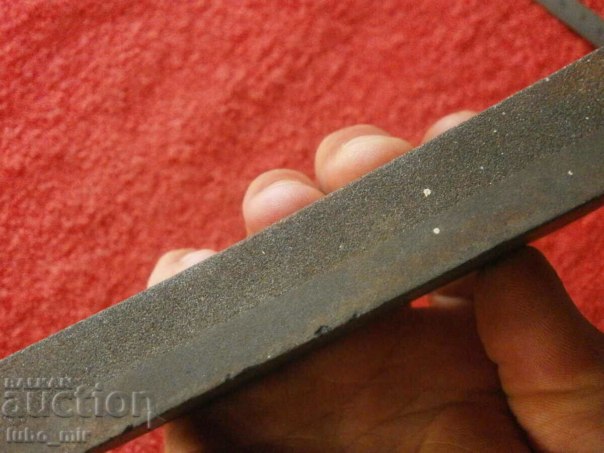 Auction OLD QUALITY TWO SIDED STONE - BELGIUM Auction OLD QUALITY TWO SIDED STONE - BELGIUM