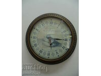 №*7072  стар стенен часовник  - кварцов механизъм  - работещ