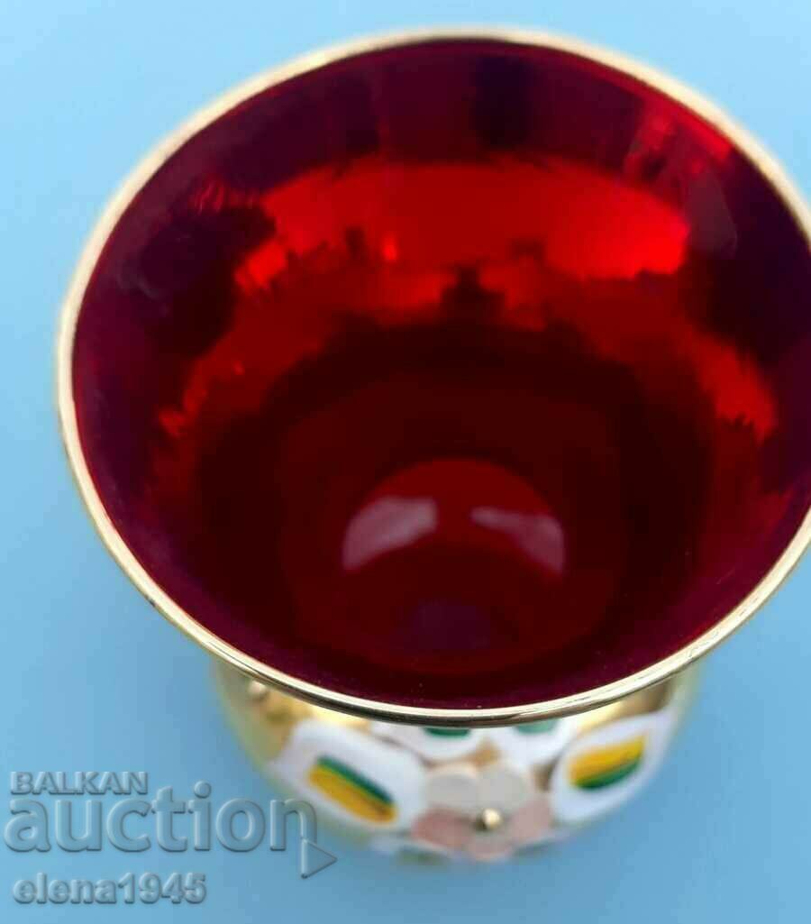 Delivery of A vase Delivery of A vase