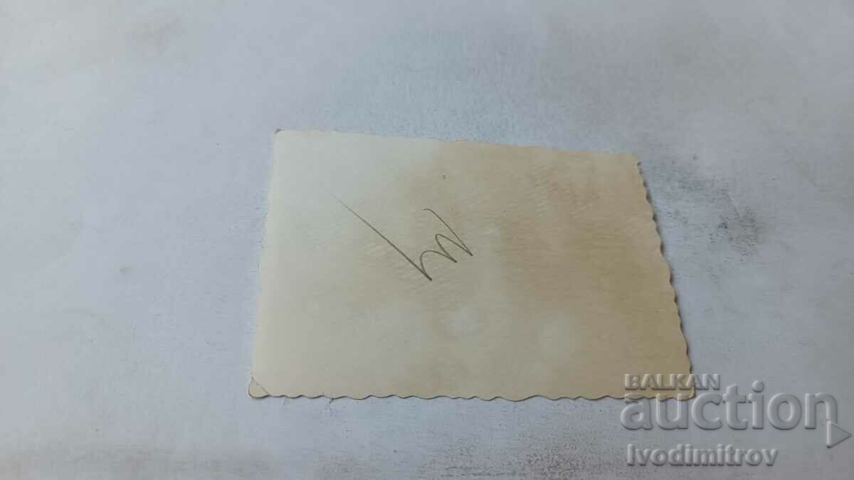 Photo Two boys on the beach with price 1.65 BGN | € 0.84 Photo Two boys on the beach with price 1.65 BGN | € 0.84