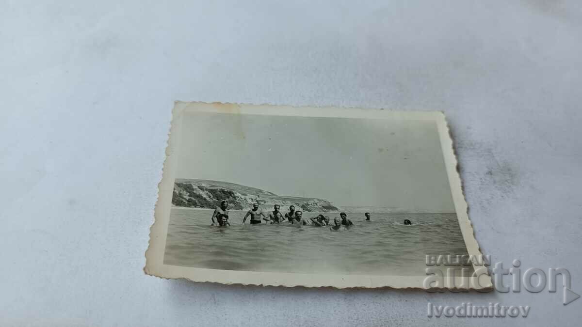 Φωτογραφία Άνδρες στη θάλασσα