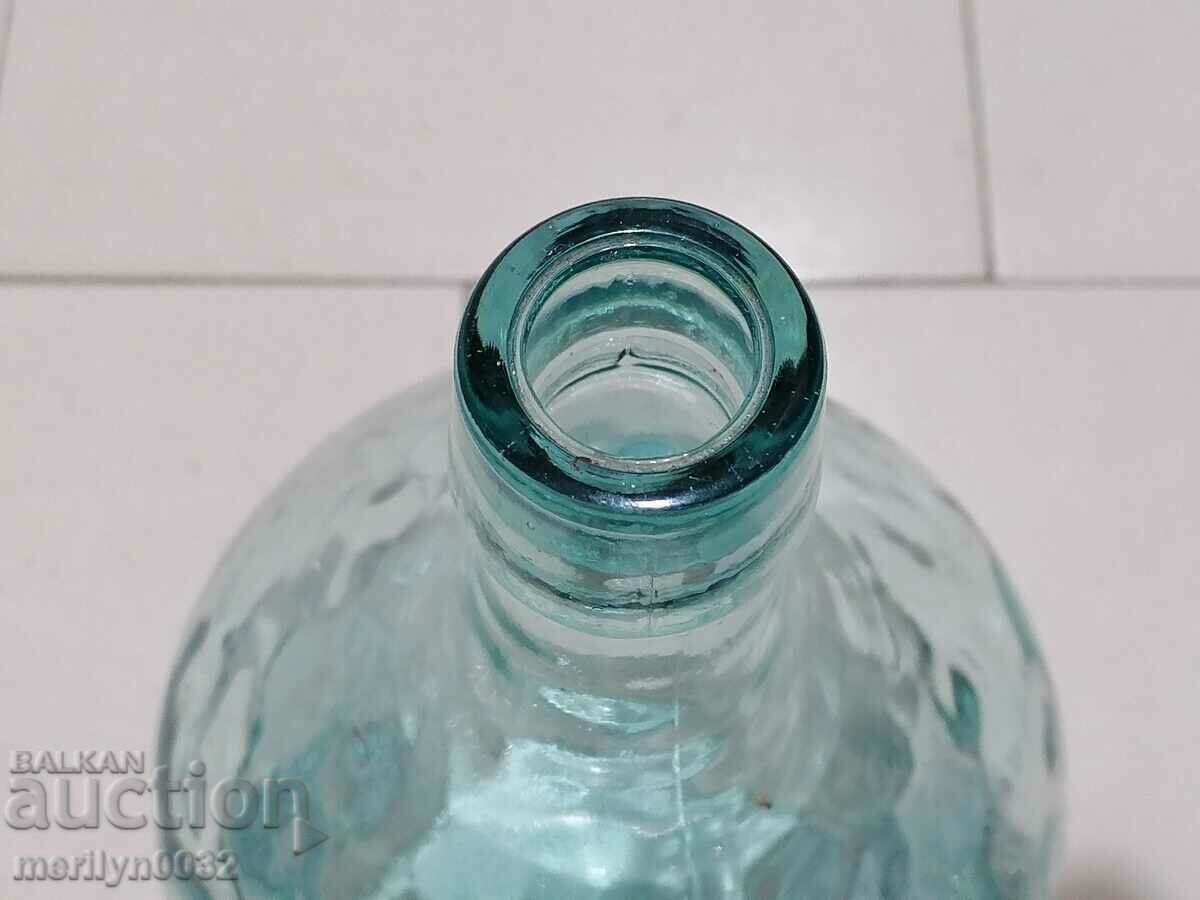 sticlă carafă veche de coniac bun și karashtisano de vin cu preț 30.00 BGN | € 15.34 sticlă carafă veche de coniac bun și karashtisano de vin cu preț 30.00 BGN | € 15.34