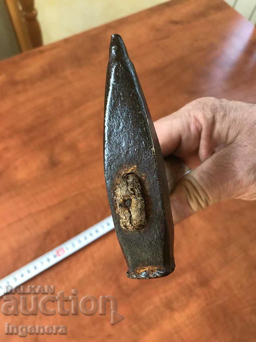 Auction  HAMMER HAMMER OLD SMALL TOOL SPECIALIZED-350 GR.