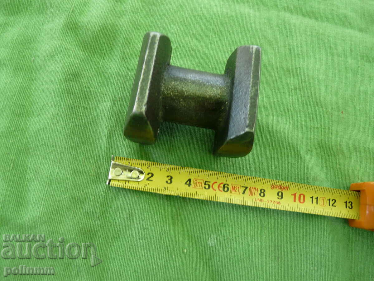 Old German tinsmith heel with price 20.00 BGN | € 10.23 Old German tinsmith heel with price 20.00 BGN | € 10.23