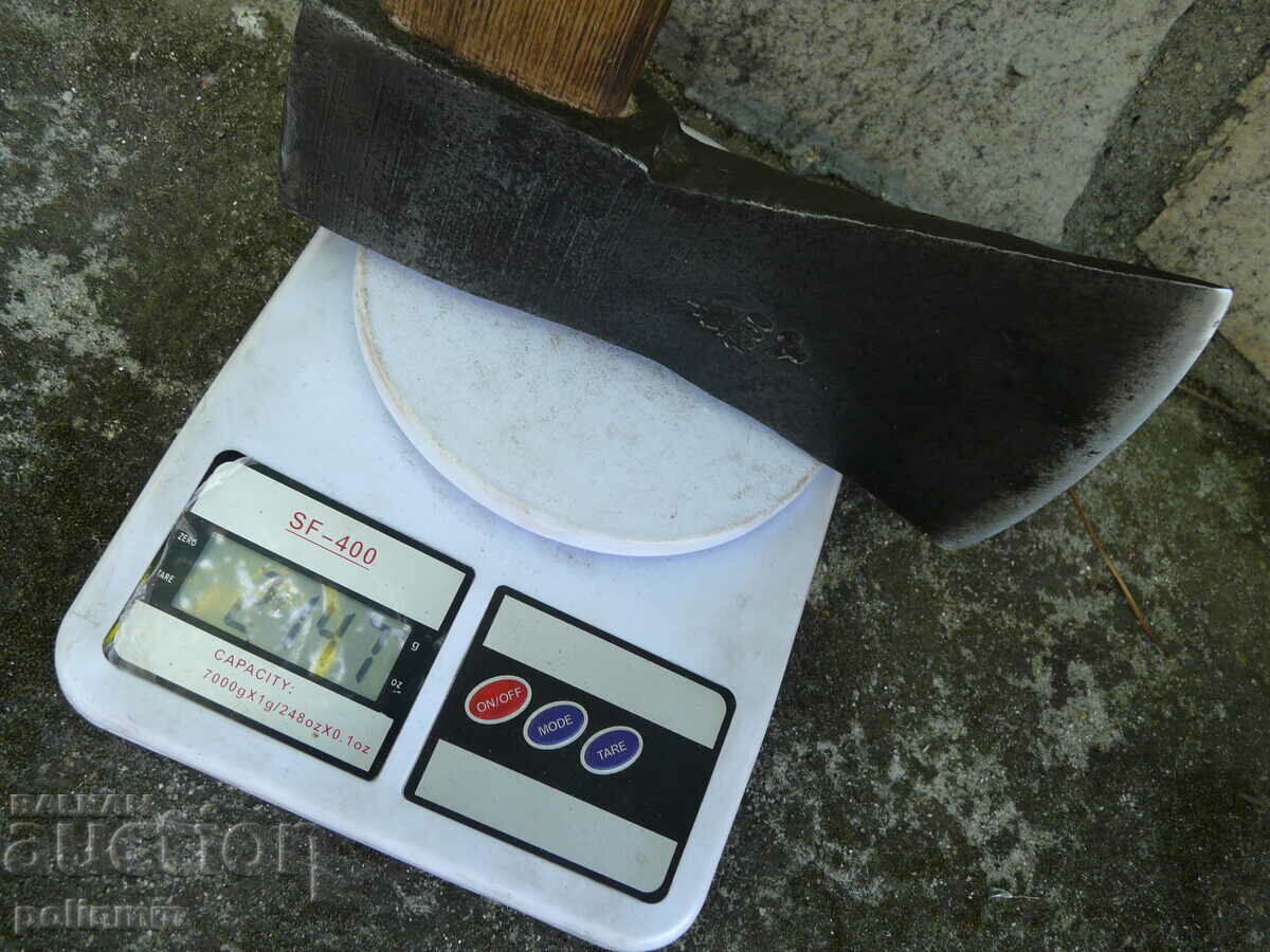 Old massive German ax - 384 - 6 Old massive German ax - 384 - 6