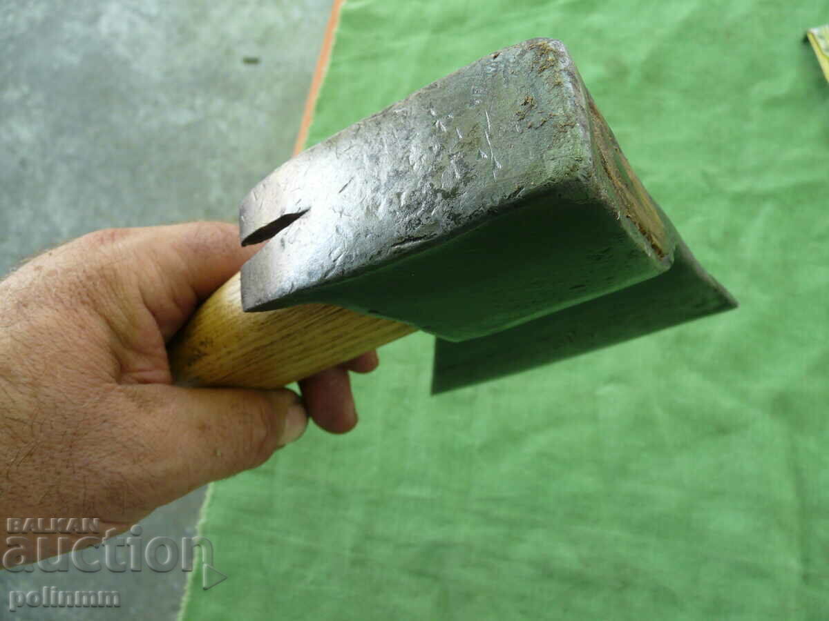 Auction Old Austrian carpenter's ax - 385 Auction Old Austrian carpenter's ax - 385