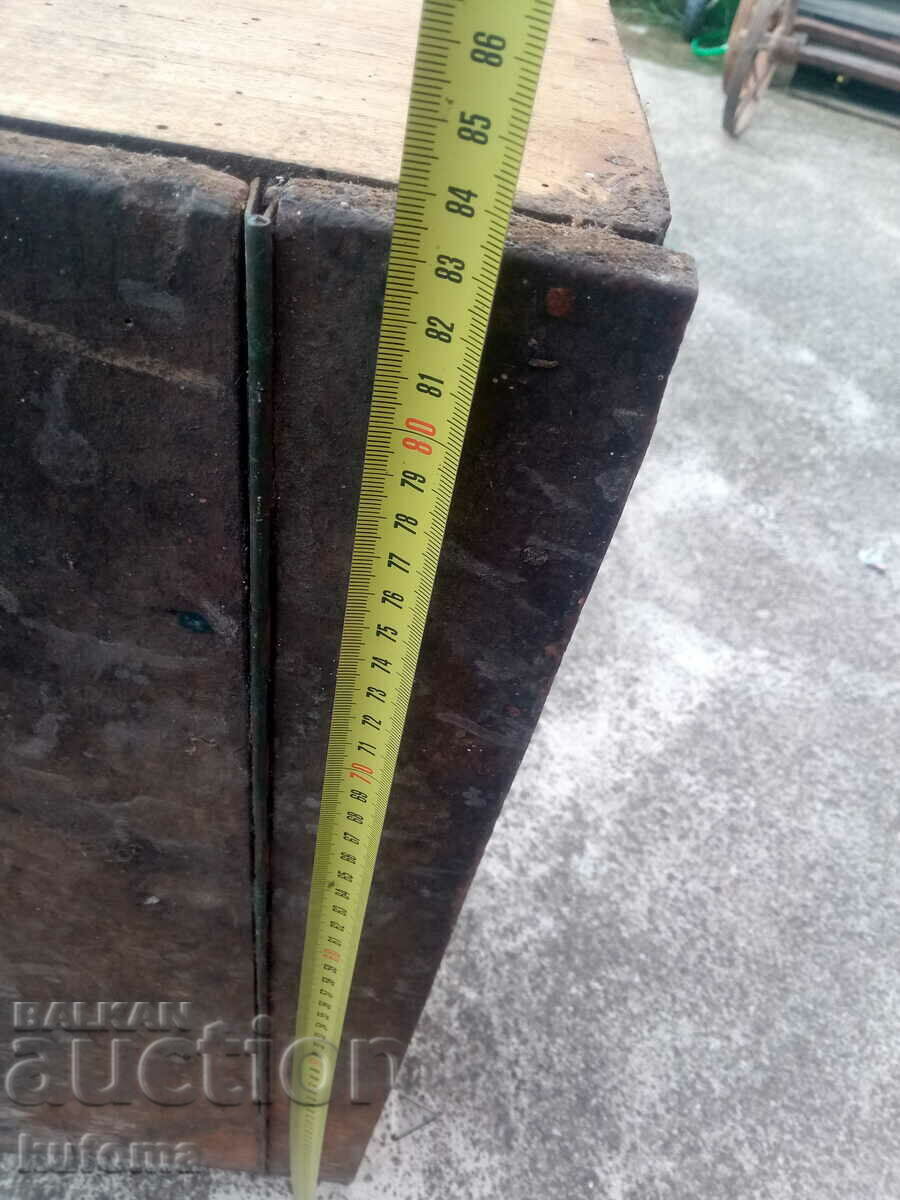 Стара дървена каса за оръжие - 5 Стара дървена каса за оръжие - 5