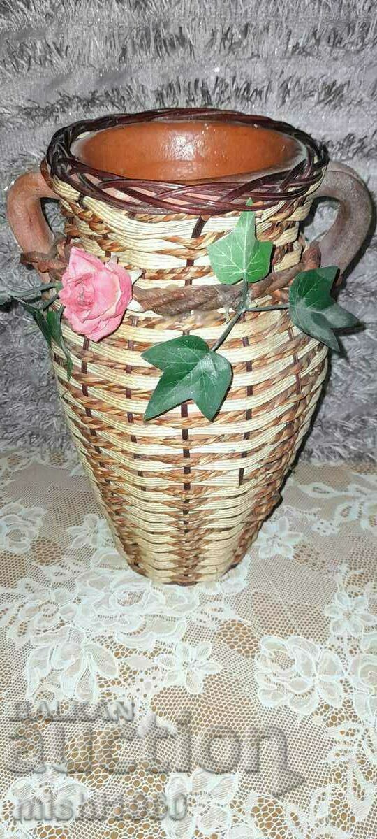 Vaza mare din ceramica cu impletitura