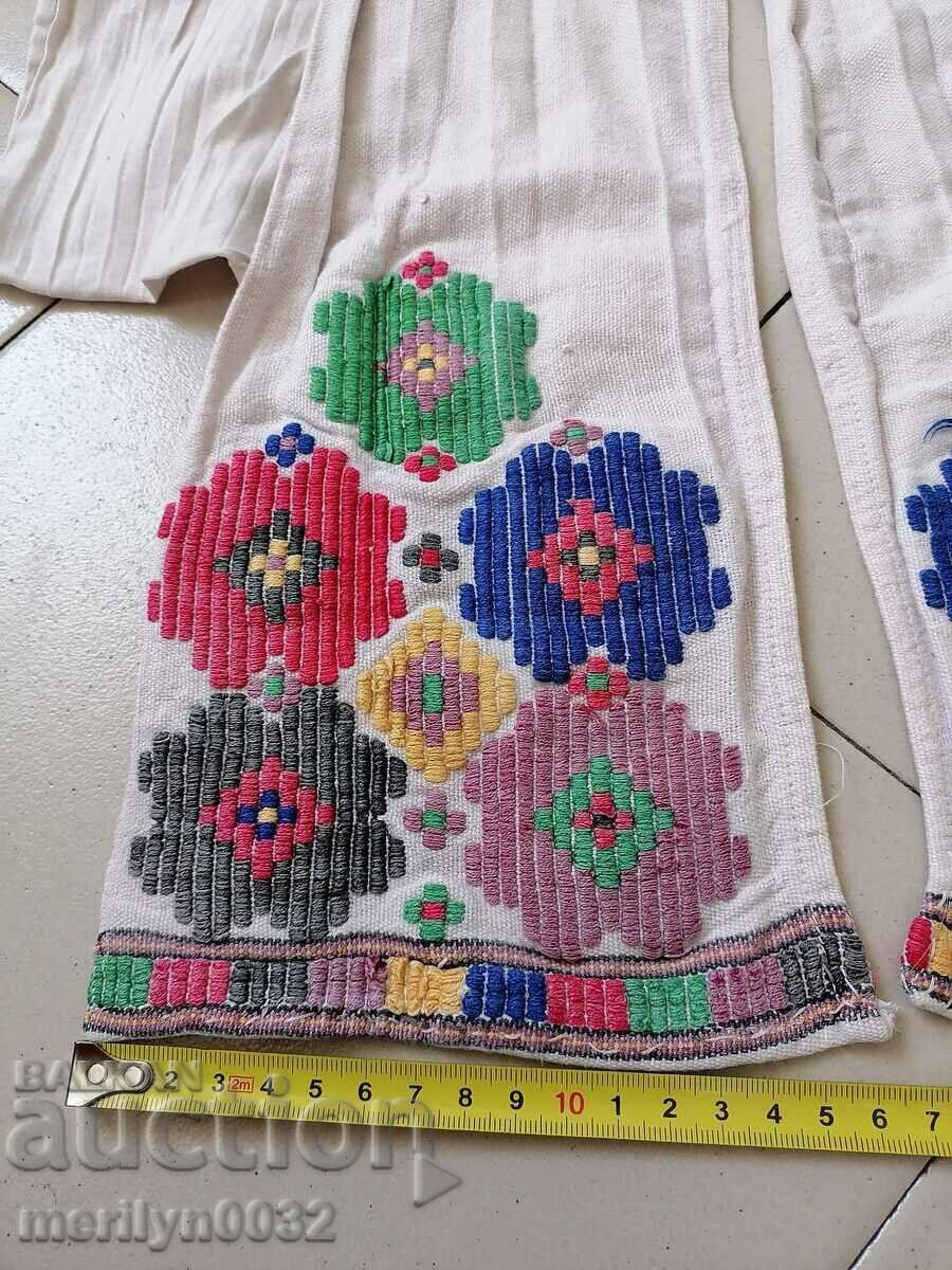 Auction  White cloth belt with Bulgarian embroidery patterned cloth