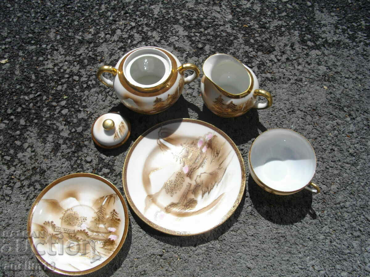 LOT OF FINE PORCELAIN FOR TEA OR COFFEE with price 55.00 BGN | € 28.12 LOT OF FINE PORCELAIN FOR TEA OR COFFEE with price 55.00 BGN | € 28.12