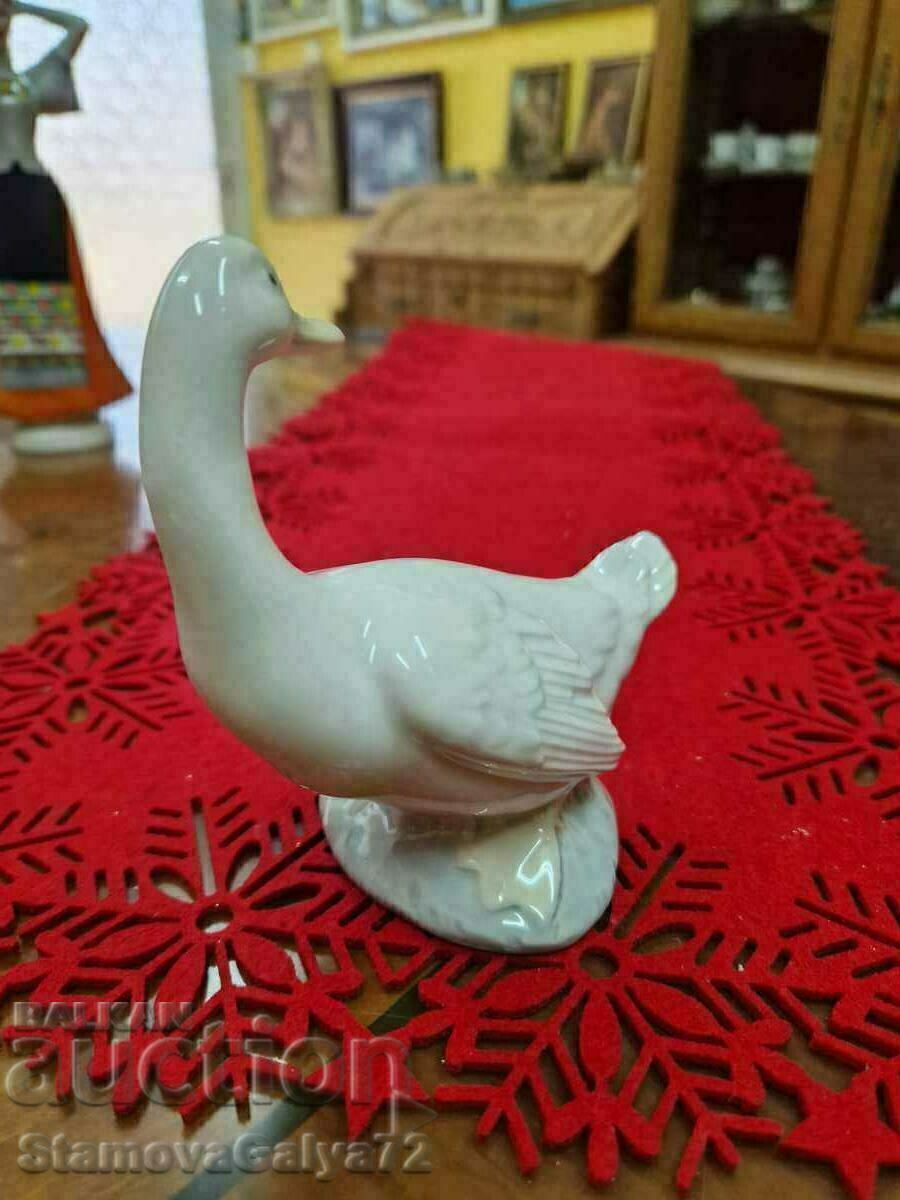 Auction A great antique Llardo porcelain figure Auction A great antique Llardo porcelain figure