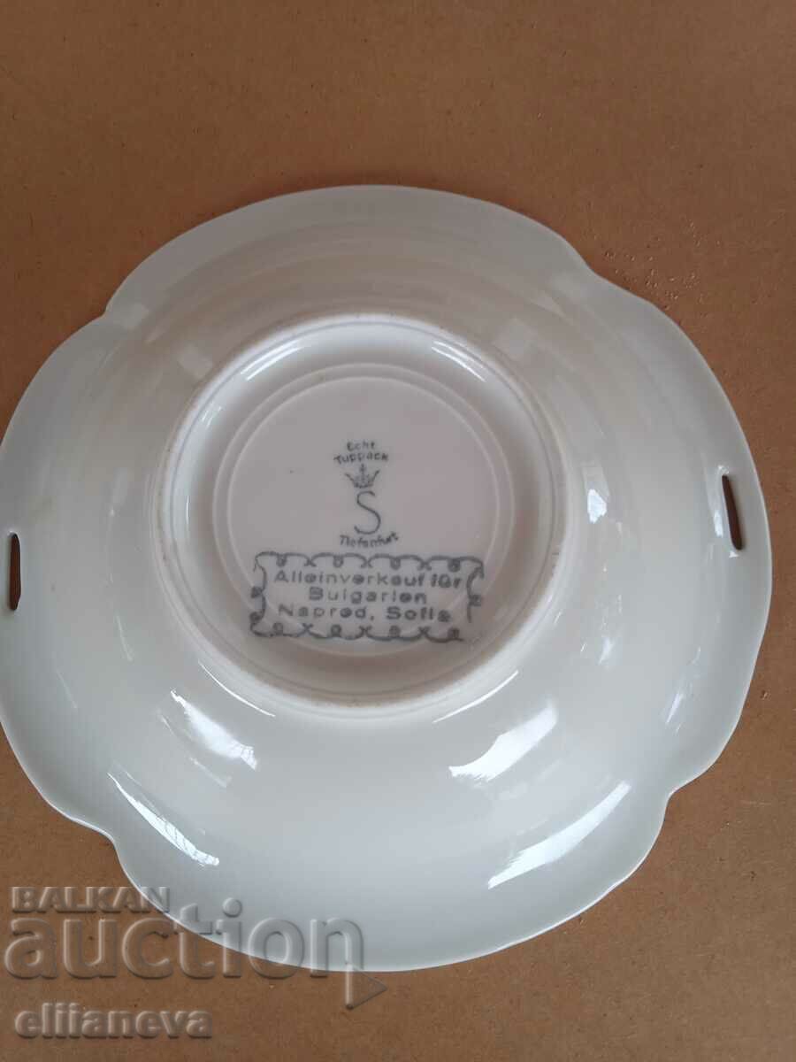 Bulgarian porcelain plate for export with price 5.00 BGN | € 2.56 Bulgarian porcelain plate for export with price 5.00 BGN | € 2.56