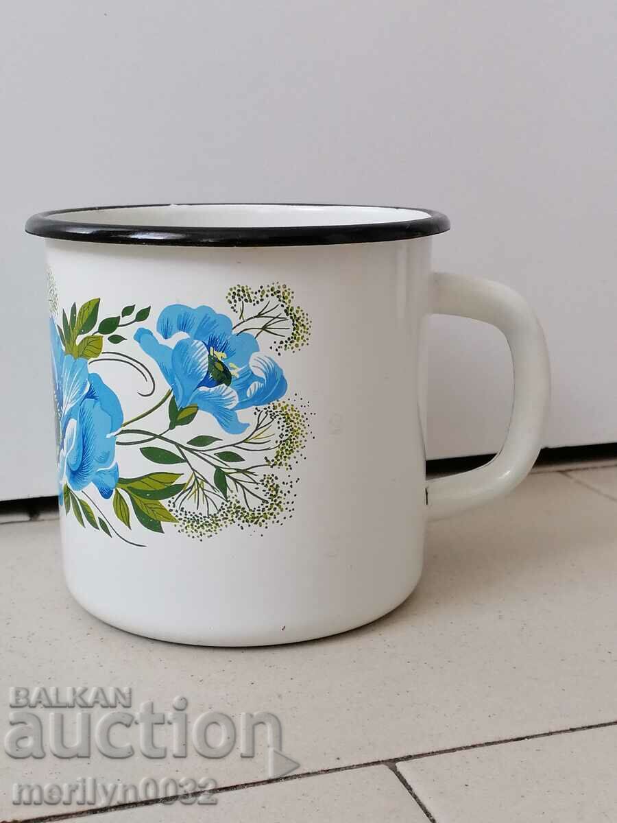 Παλιά κανάτα με σμάλτο, γλάστρα ΕΣΣΔ με τιμή 39.00 BGN | € 19.94 Παλιά κανάτα με σμάλτο, γλάστρα ΕΣΣΔ με τιμή 39.00 BGN | € 19.94