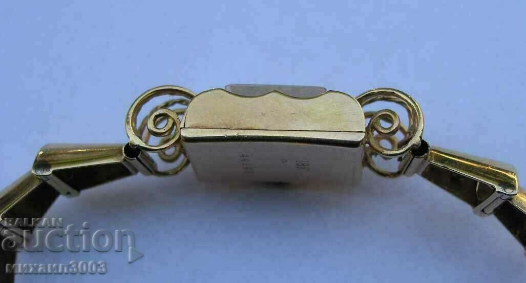 Auction SWISS WOMEN'S 18K GOLD WATCH Auction SWISS WOMEN'S 18K GOLD WATCH