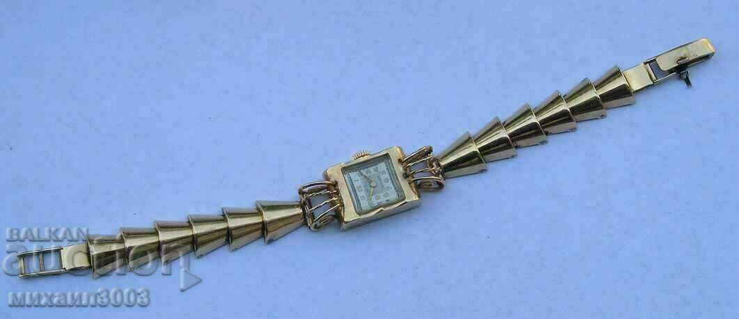 SWISS WOMEN'S 18K GOLD WATCH - 5 SWISS WOMEN'S 18K GOLD WATCH - 5