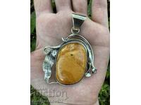 Huge Art Nouveau locket with natural amber Yellow