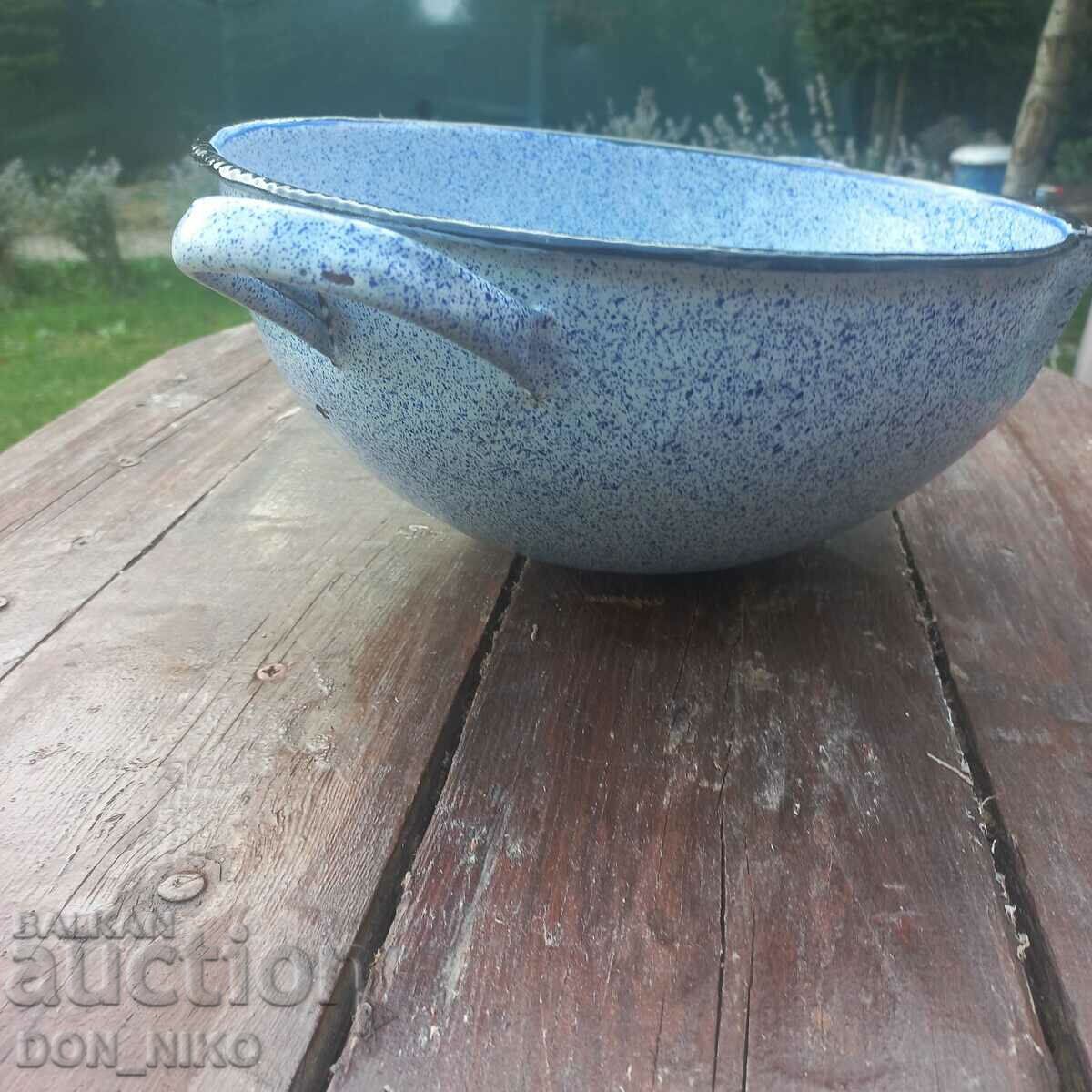 Enamelled oval dish - 7