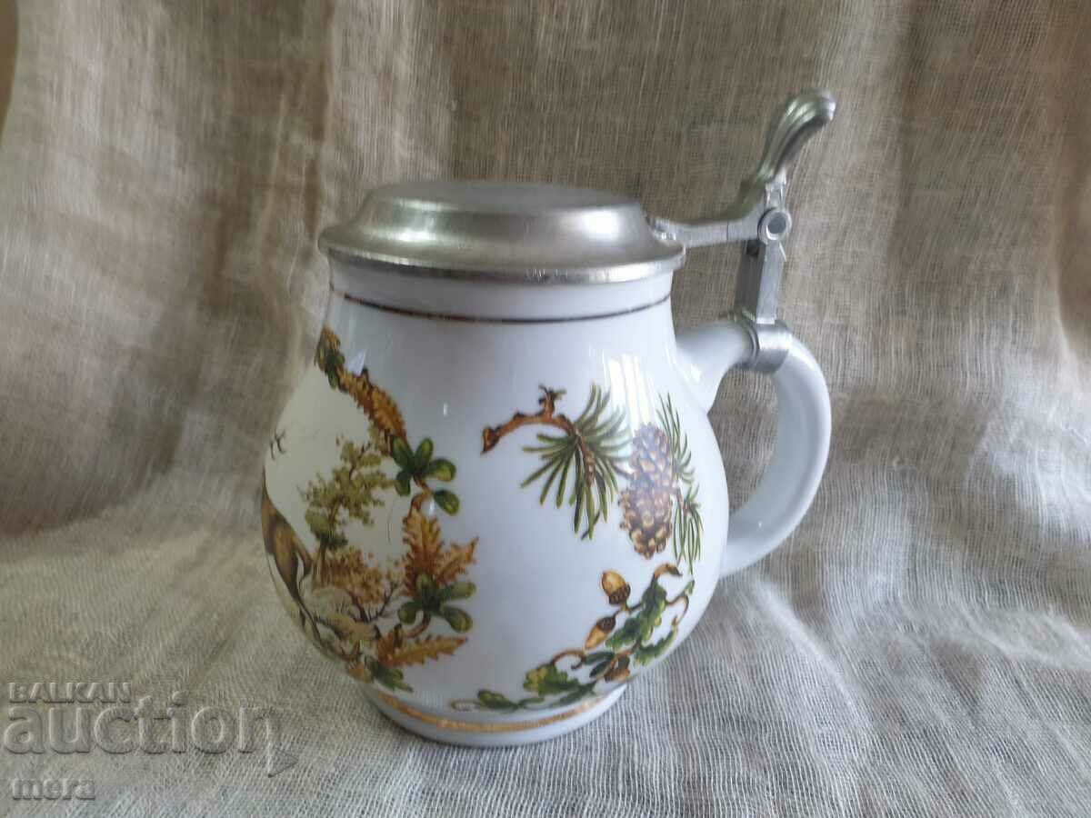 German porcelain mug with hunting motifs with price 70.00 BGN | € 35.79 German porcelain mug with hunting motifs with price 70.00 BGN | € 35.79