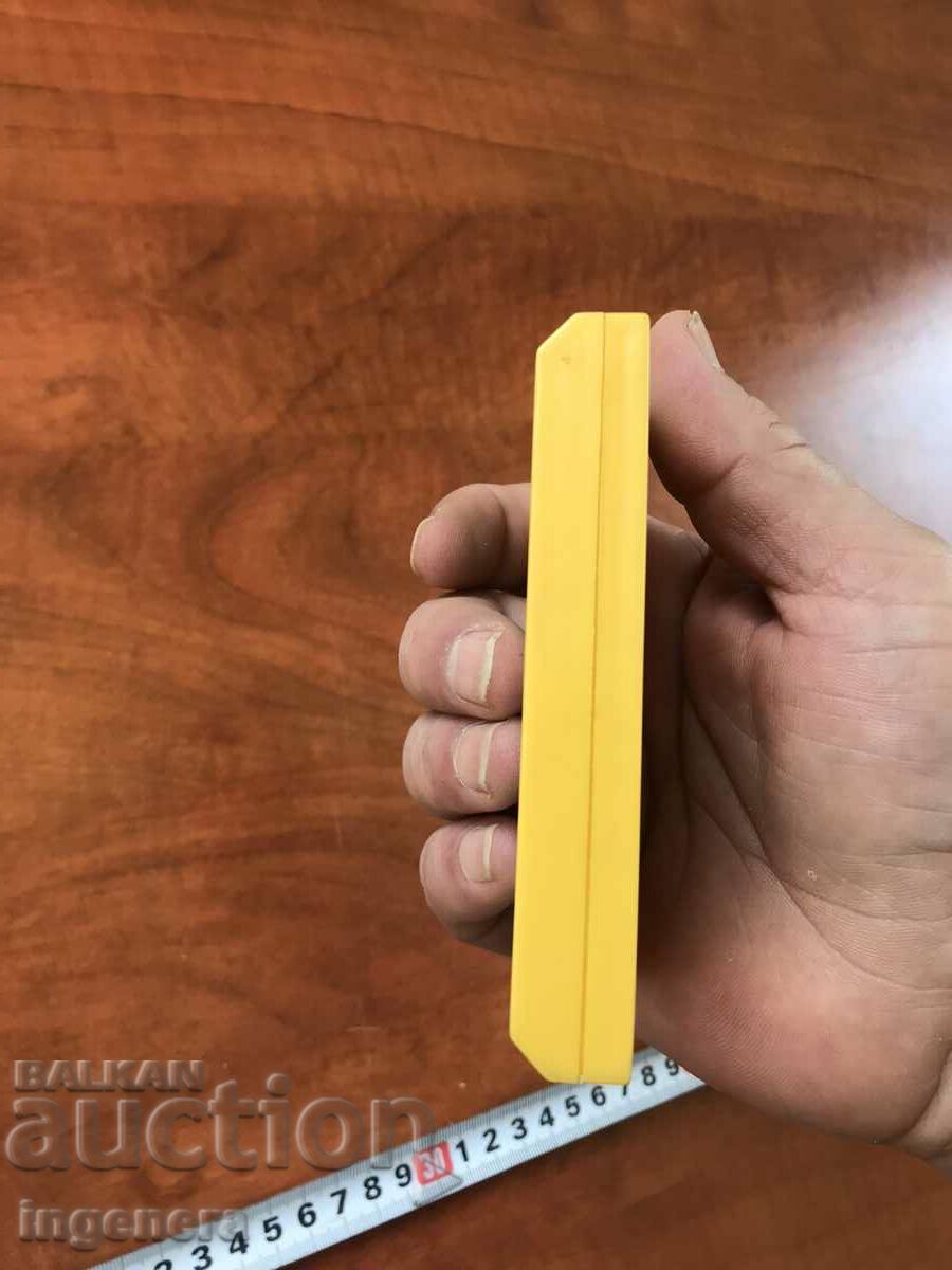 ELECTRONIC GAME ELECTRONIC GAMES - 5 ELECTRONIC GAME ELECTRONIC GAMES - 5