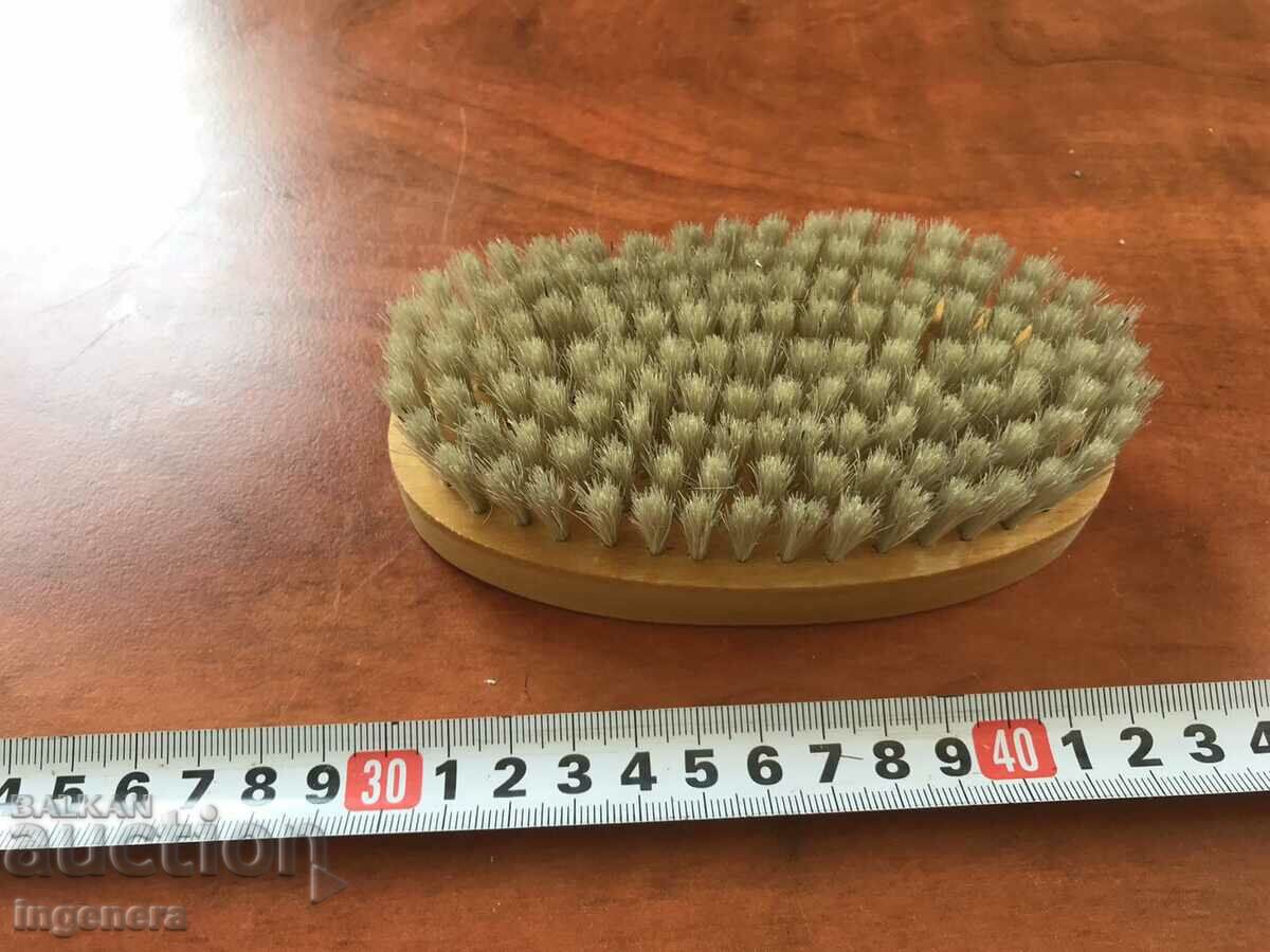 CLOTHES BRUSH BRAND NEW
