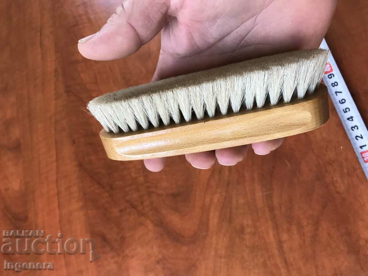 CLOTHES BRUSH BRAND NEW with price 4.00 BGN | € 2.05 CLOTHES BRUSH BRAND NEW with price 4.00 BGN | € 2.05