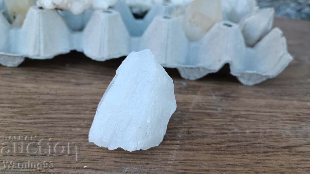 Lot of crystals - various shapes - natural stones - 5