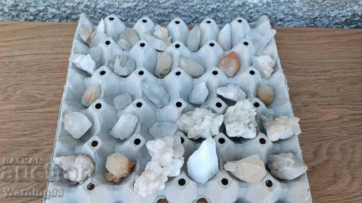 Lot of crystals - various shapes - natural stones - 7 Lot of crystals - various shapes - natural stones - 7