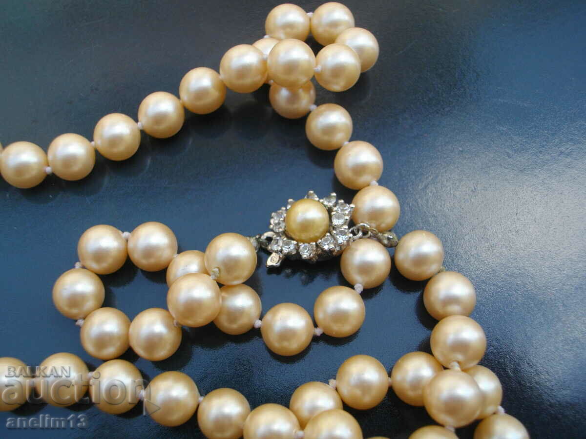 OLD PEARL NECKLACE NECKLACE with price 75.00 BGN | € 38.35 OLD PEARL NECKLACE NECKLACE with price 75.00 BGN | € 38.35